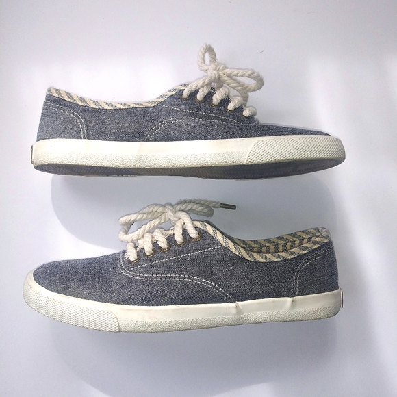 Margaritaville Womens Denim Canvas Shoe GUC - Picture 2 of 4